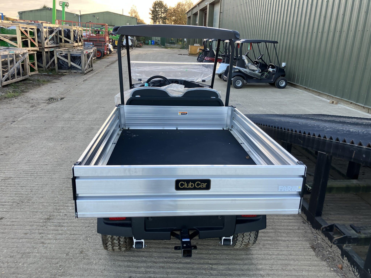 Club Car Carryall 700 w/ Li-Ion Battery - Cuadrimoto: foto 4 Club Car Carryall 700 w/ Li-Ion Battery - Cuadrimoto: foto 4
