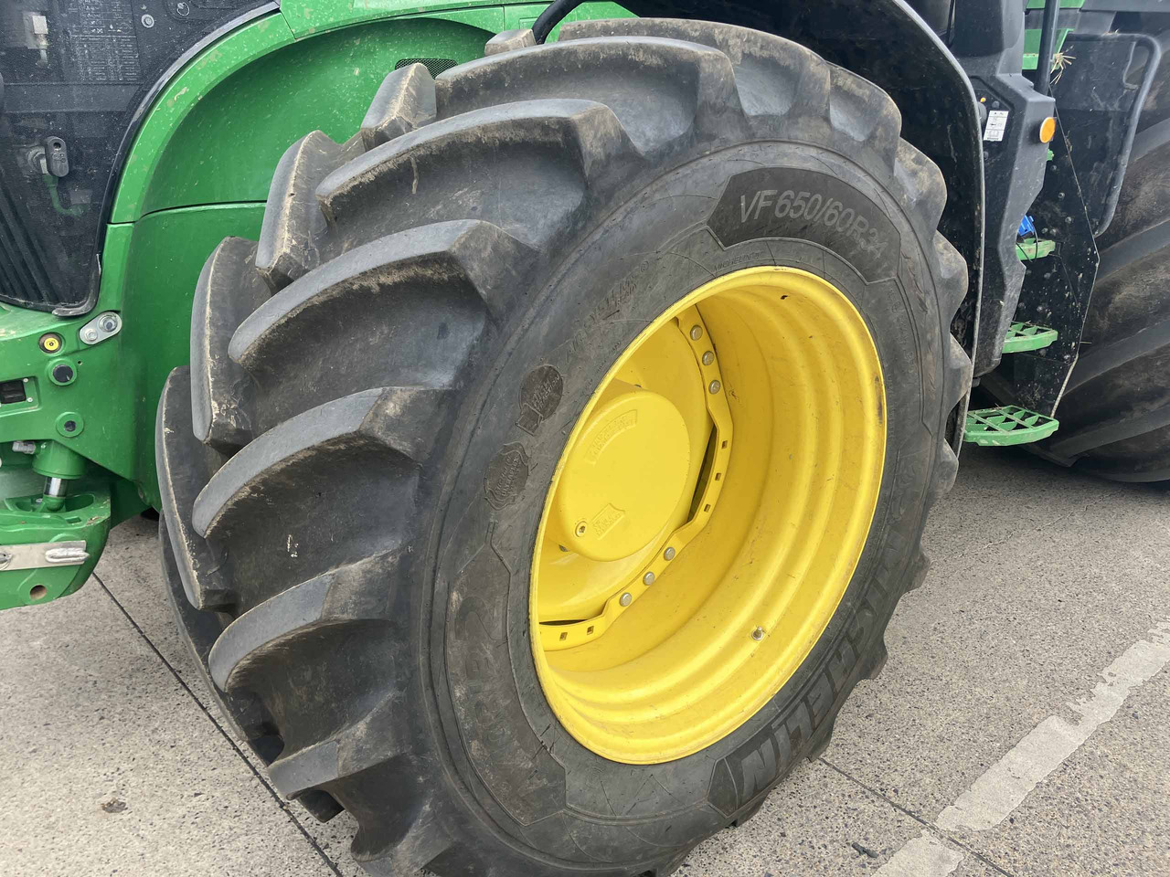 Tractor John Deer 7R 350: foto 10 Tractor John Deer 7R 350: foto 10