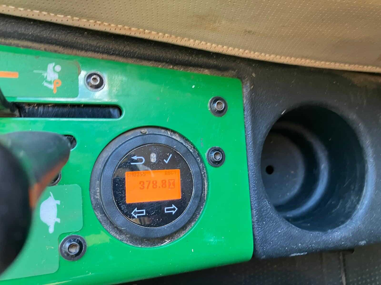 Leasing de  John Deere 1585 out front mower John Deere 1585 out front mower: foto 6