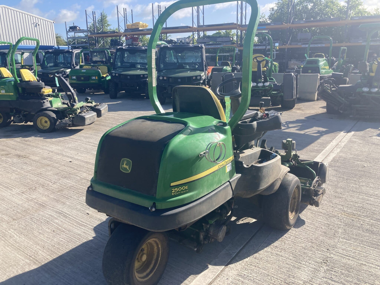 John Deere 2500EH greens triple mower - Cortacésped: foto 5 John Deere 2500EH greens triple mower - Cortacésped: foto 5