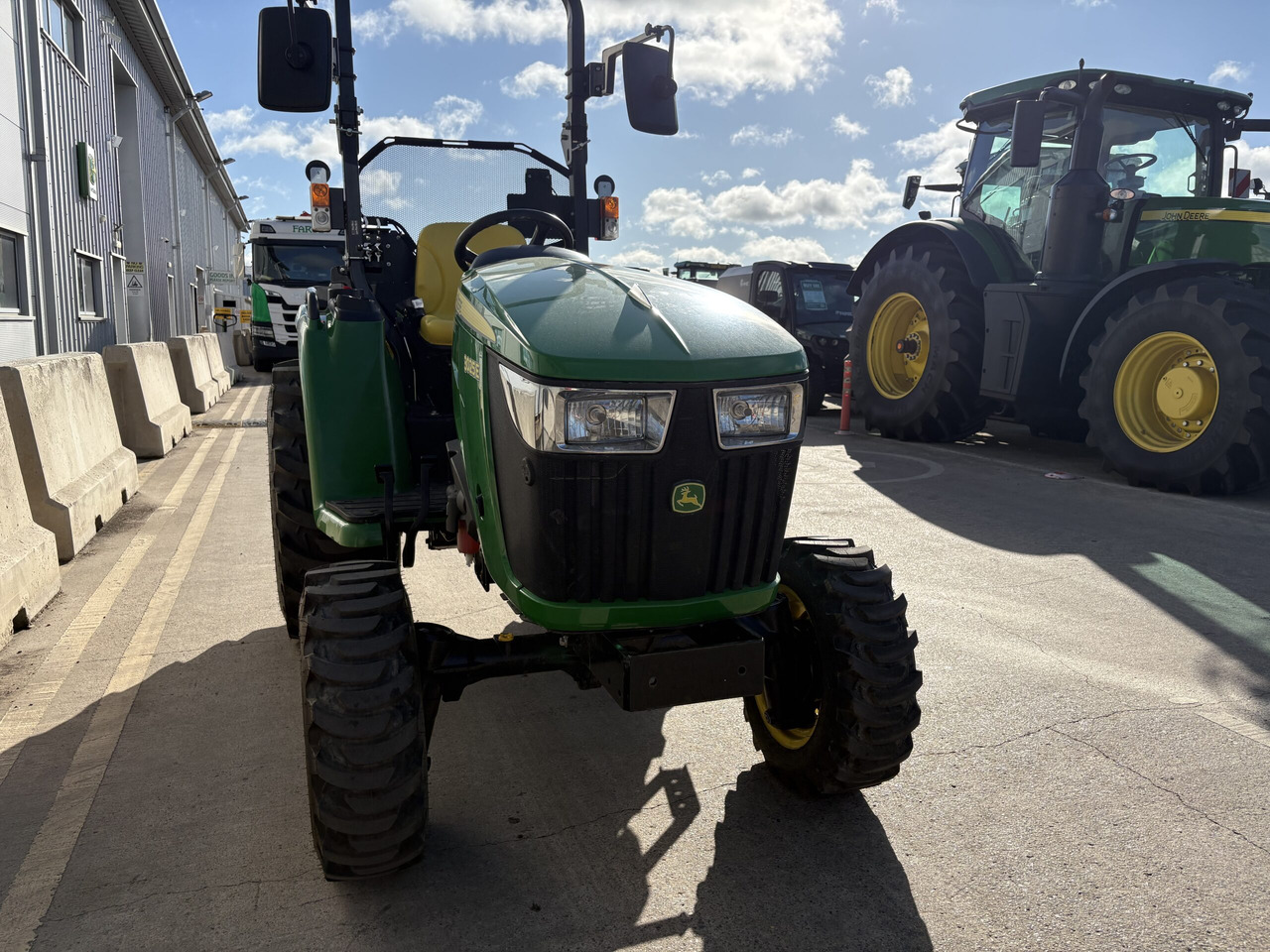 John Deere 3025E Compact tractor - Mini tractor: foto 3 John Deere 3025E Compact tractor - Mini tractor: foto 3