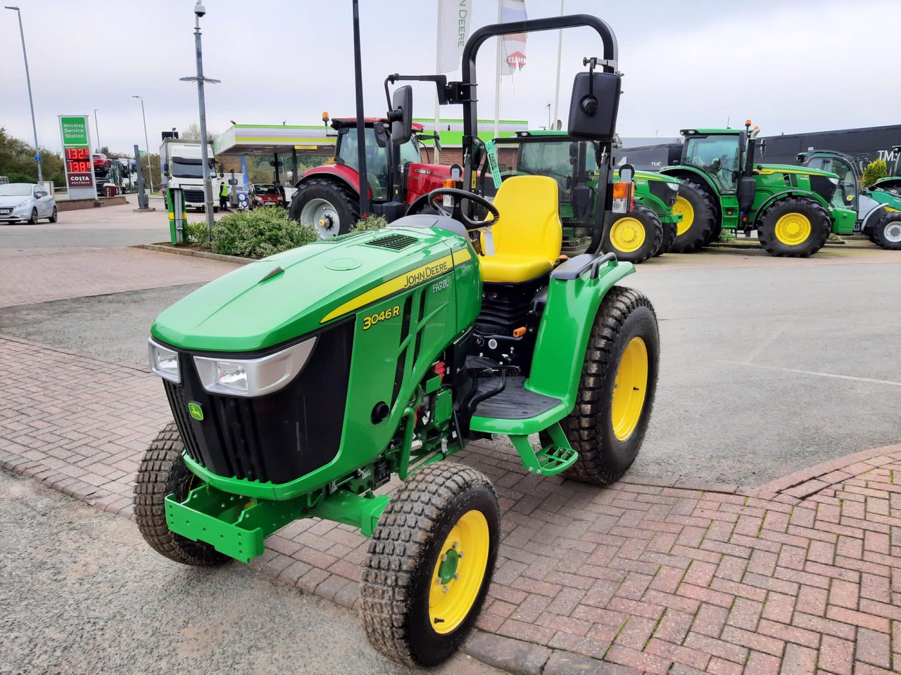Mini tractor John Deere 3046R compact tractor: foto 7