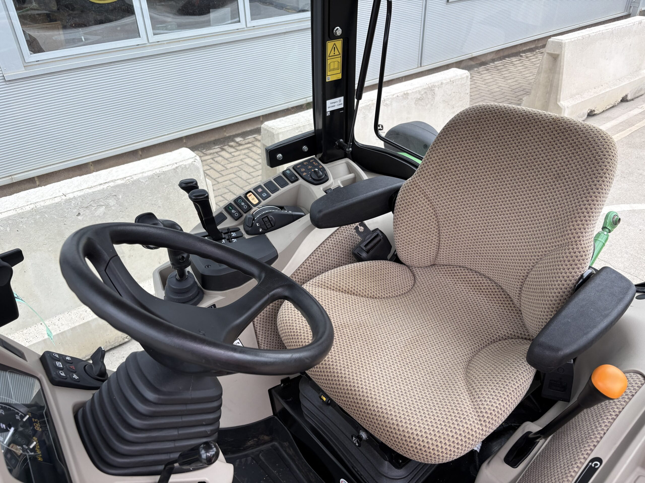 John Deere 4066R Compact Tractor - Mini tractor: foto 5 John Deere 4066R Compact Tractor - Mini tractor: foto 5