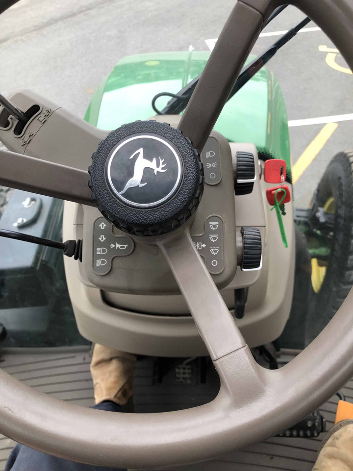 John Deere 5100R - Tractor: foto 5 John Deere 5100R - Tractor: foto 5
