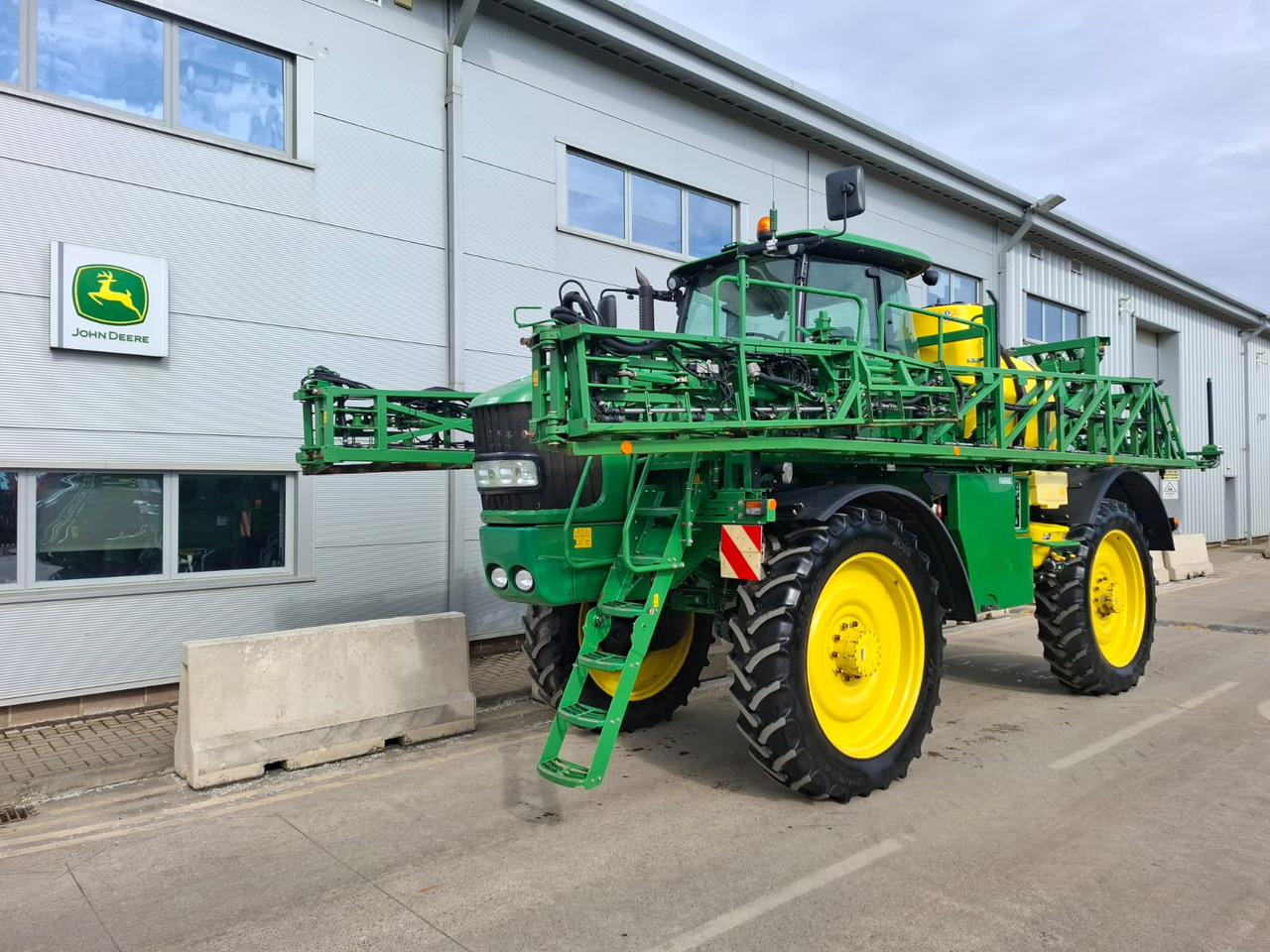 John Deere 5430 - Pulverizador: foto 1 John Deere 5430 - Pulverizador: foto 1