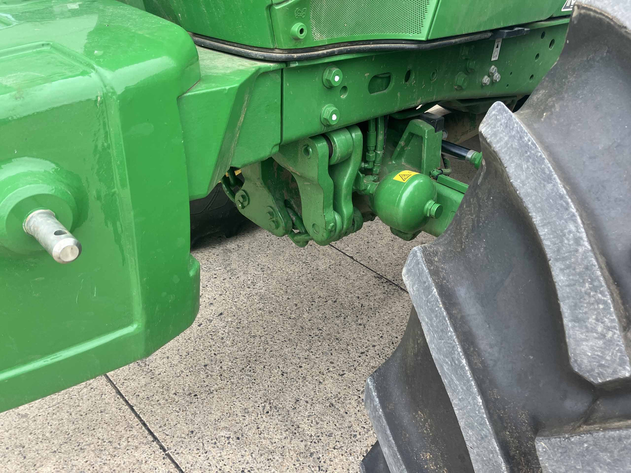 Tractor John Deere 6140M: foto 8