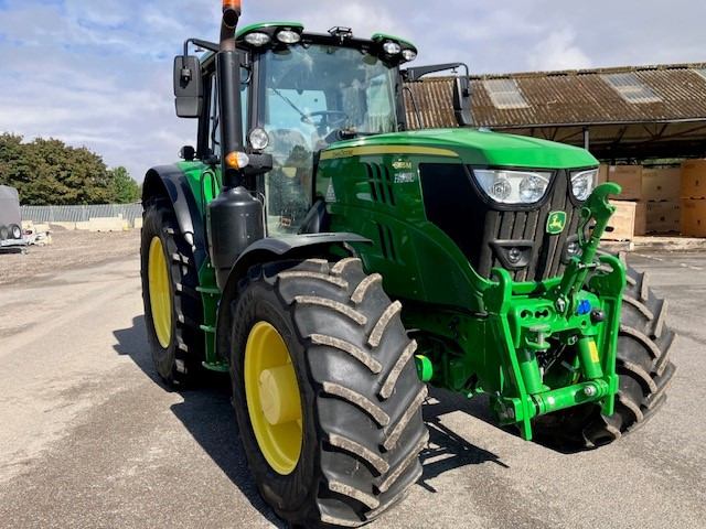 John Deere 6155M - Tractor: foto 1 John Deere 6155M - Tractor: foto 1
