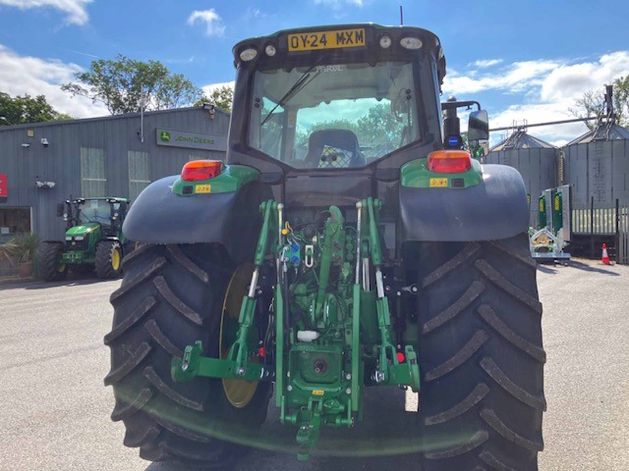 John Deere 6155M - Tractor: foto 4 John Deere 6155M - Tractor: foto 4