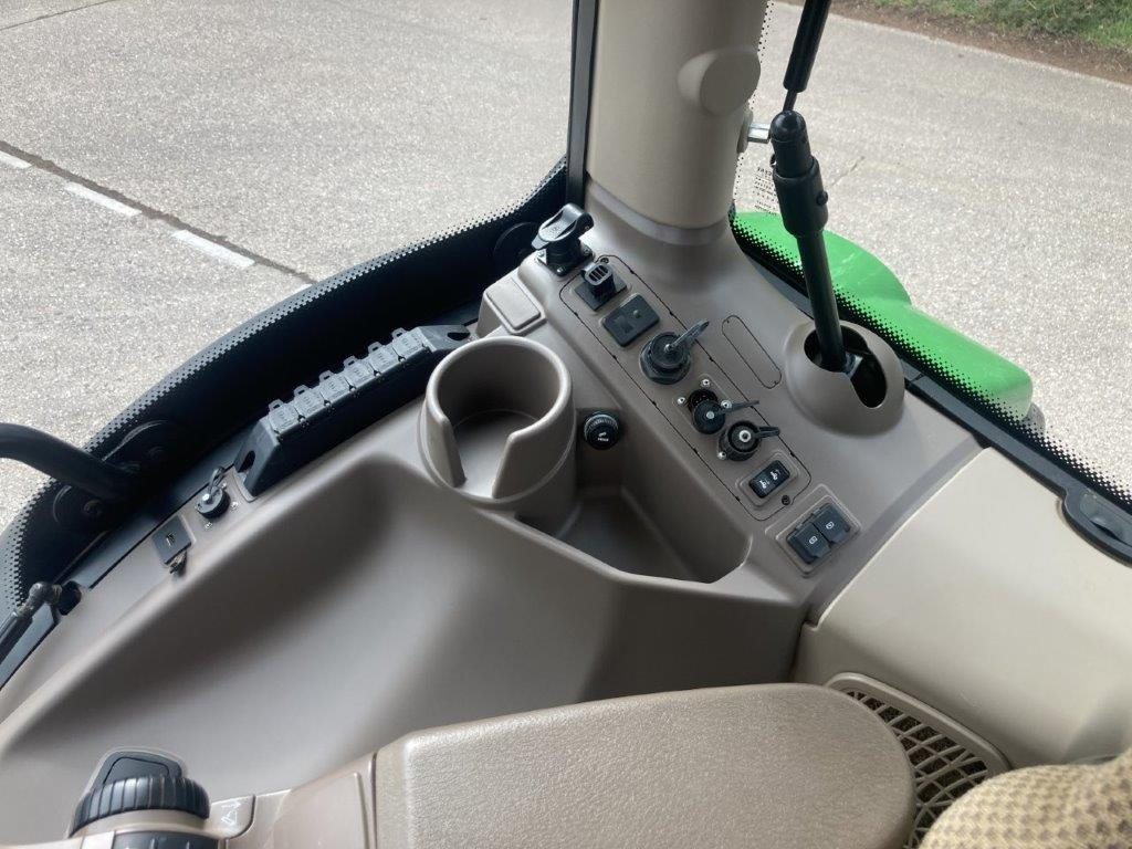 Tractor John Deere 6250R: foto 12