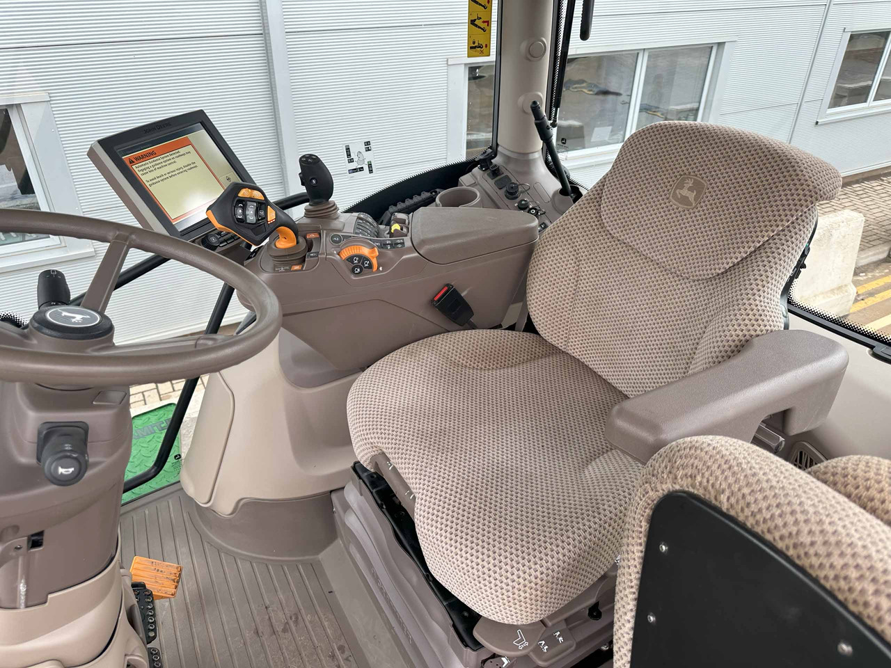 Tractor John Deere 6250R: foto 17