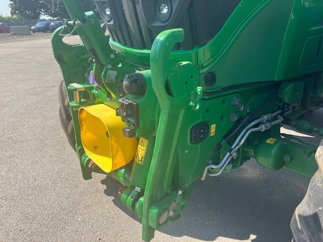 John Deere 6R 185 - Tractor: foto 3 John Deere 6R 185 - Tractor: foto 3