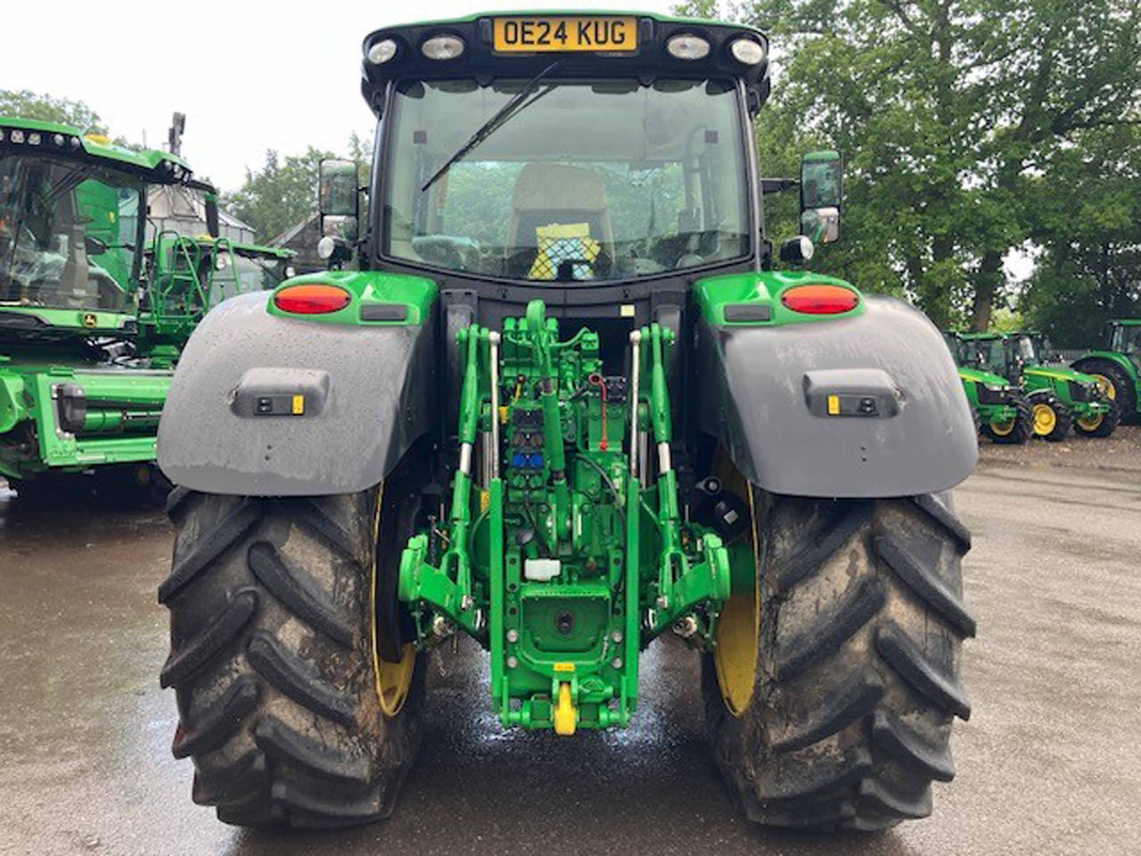 John Deere 6R 185 - Tractor: foto 3 John Deere 6R 185 - Tractor: foto 3