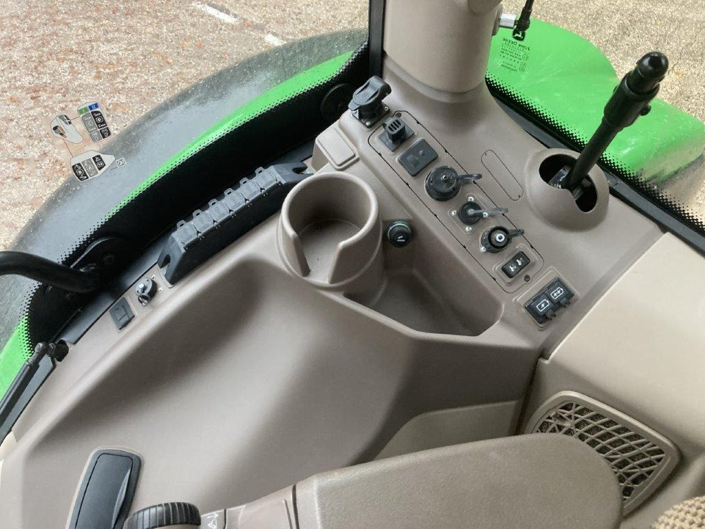John Deere 6R 185 - Tractor: foto 4 John Deere 6R 185 - Tractor: foto 4