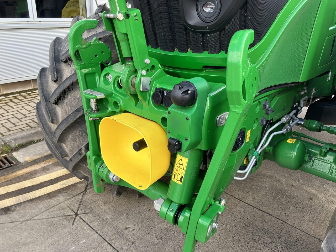 Tractor John Deere 6R 215: foto 8