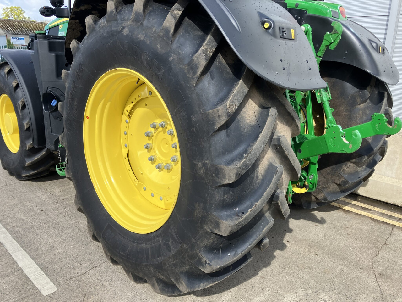 Tractor John Deere 6R 215: foto 15