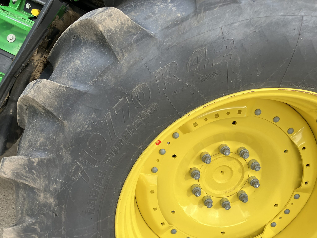 Tractor John Deere 6R 215: foto 13