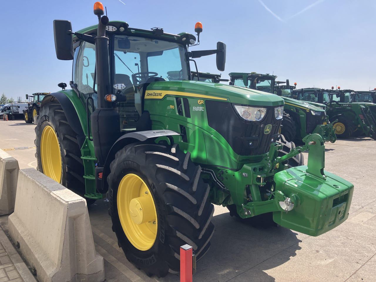 Tractor John Deere 6R155: foto 6