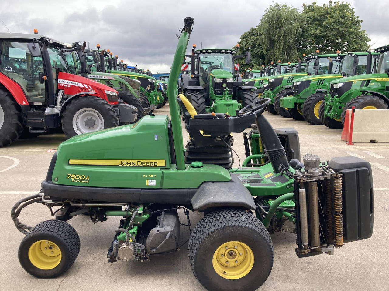 Cortacésped John Deere 7500AE light weight fairway mower: foto 6