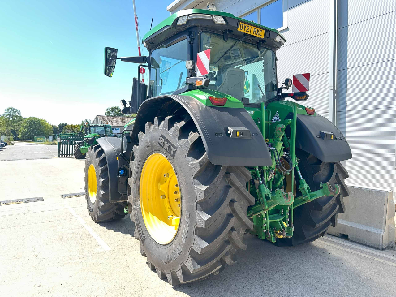 John Deere 7R 350 - Tractor: foto 4 John Deere 7R 350 - Tractor: foto 4