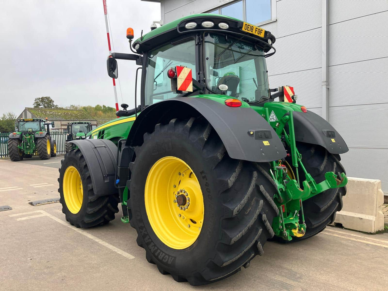 John Deere 8400R - Tractor: foto 3 John Deere 8400R - Tractor: foto 3