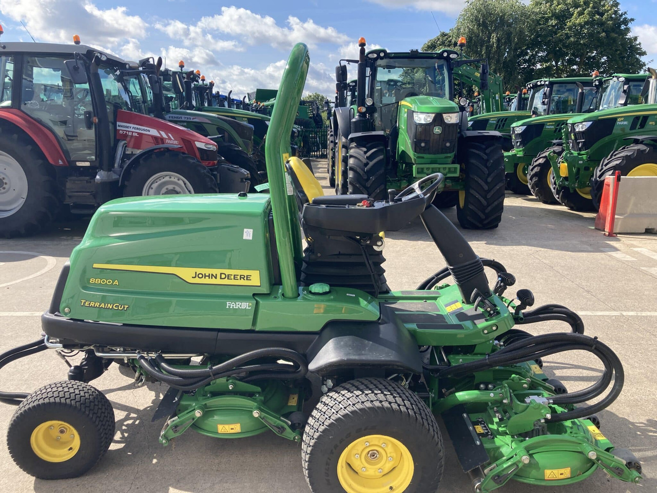 Cortacésped John Deere 8800A 5 pod rotary mower: foto 6
