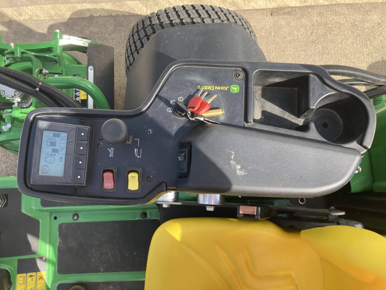 Cortacésped John Deere 8800A 5 pod rotary mower: foto 9