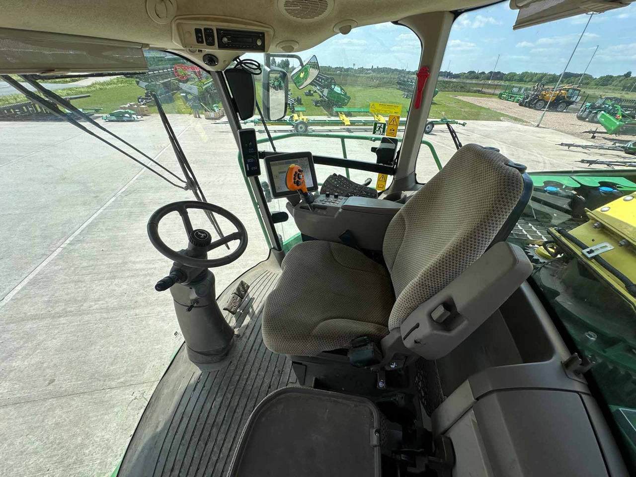 John Deere 9700i - Cosechadora de forraje: foto 2 John Deere 9700i - Cosechadora de forraje: foto 2