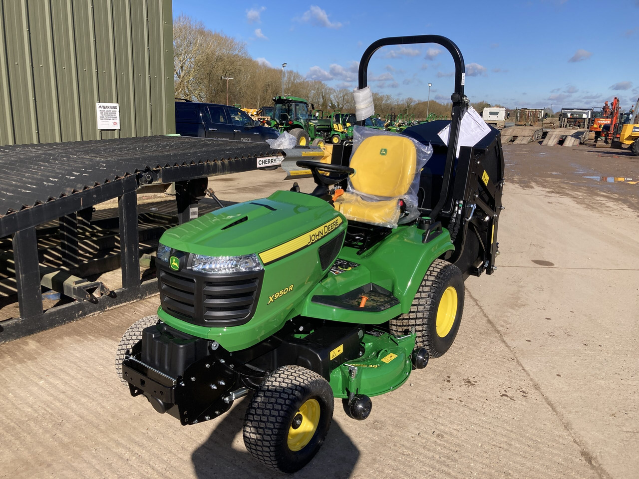 John Deere X950R ride on cut and collect mower - Cortacésped: foto 1 John Deere X950R ride on cut and collect mower - Cortacésped: foto 1