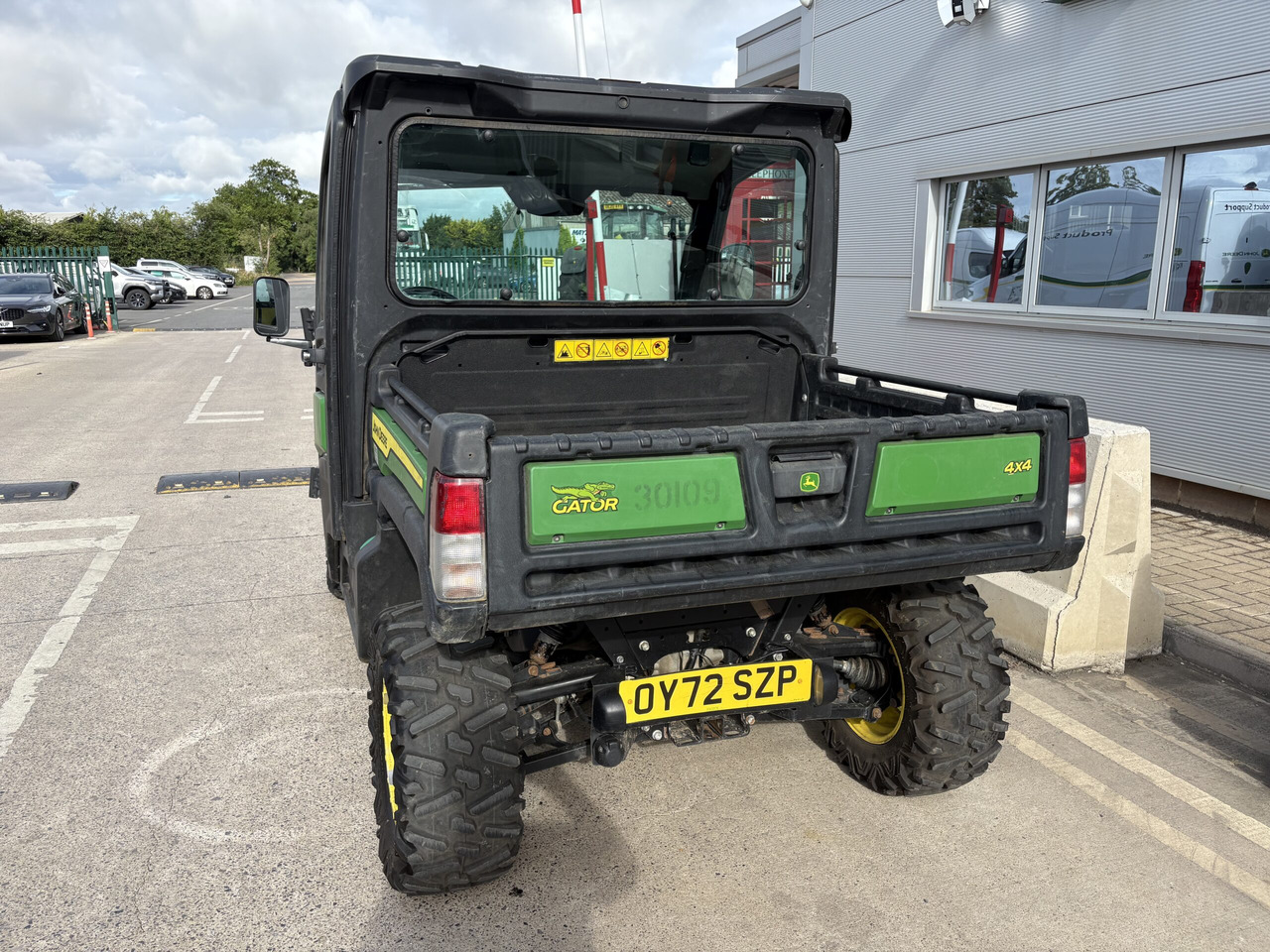 John Deere XUV865M Gator - Cuadrimoto: foto 2 John Deere XUV865M Gator - Cuadrimoto: foto 2