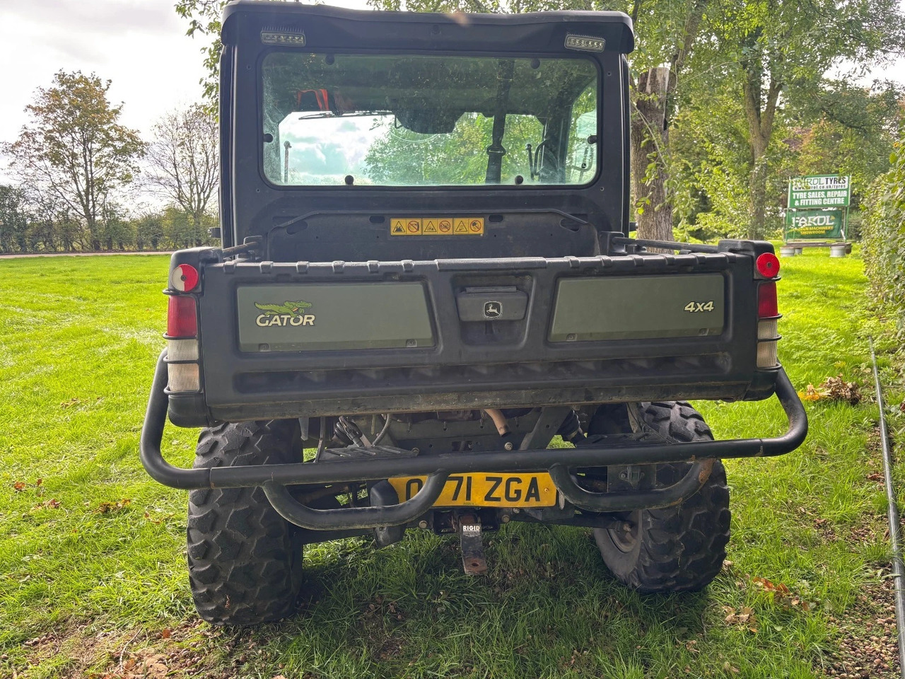 John Deere XUV865M Gator - Cuadrimoto: foto 5 John Deere XUV865M Gator - Cuadrimoto: foto 5