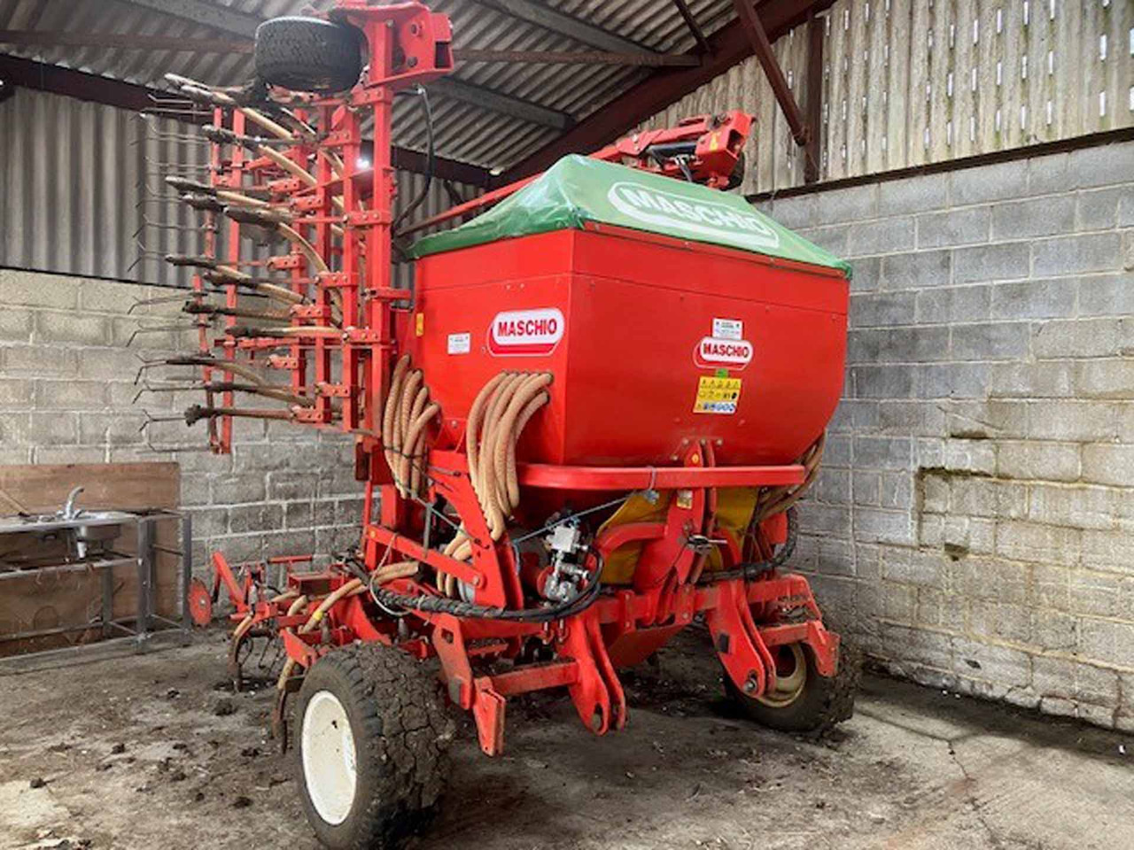 Maschio Primavera 6mtr Drill - Maquinaria de siembra: foto 1 Maschio Primavera 6mtr Drill - Maquinaria de siembra: foto 1