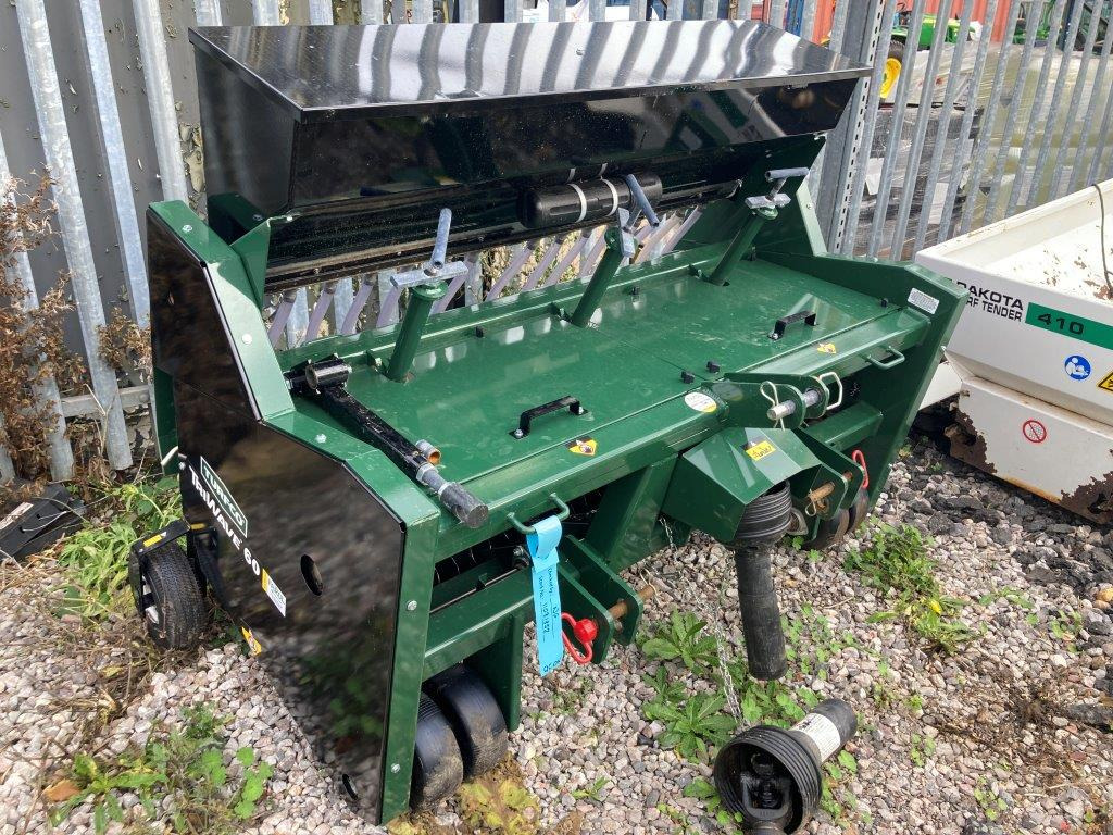 Turfco TriWave™ 60 Overseeder - Maquinaria de siembra: foto 2 Turfco TriWave™ 60 Overseeder - Maquinaria de siembra: foto 2