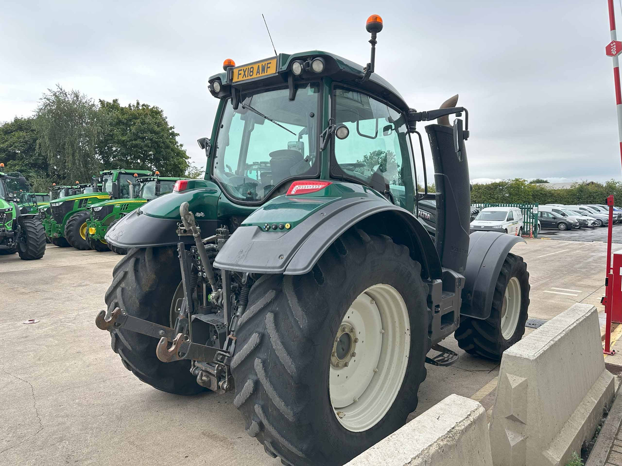 Valtra T174EV - Tractor: foto 5 Valtra T174EV - Tractor: foto 5
