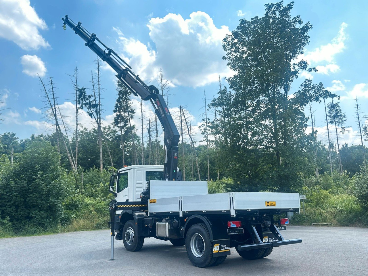 MAN TGM 18.320 4x4 Euro 6e Pritsche Hiab 228-4 Kran - Camión caja abierta, Camión grúa: foto 4 MAN TGM 18.320 4x4 Euro 6e Pritsche Hiab 228-4 Kran - Camión caja abierta, Camión grúa: foto 4