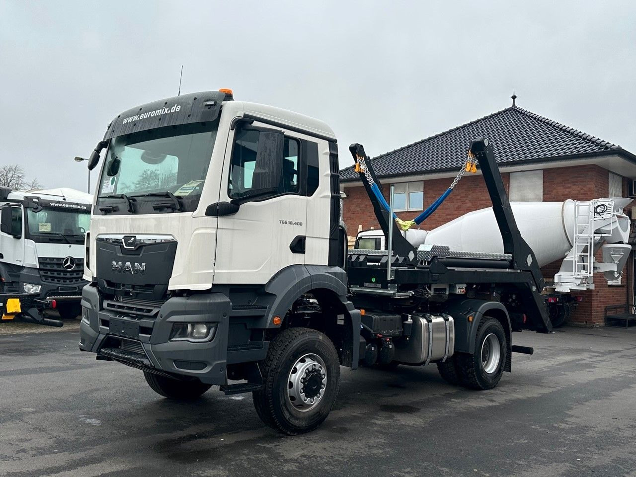 MAN TGS 18.400 4x4 Euro 6e Hyva Absetzkipper - Camión volquete, Camión grúa: foto 1 MAN TGS 18.400 4x4 Euro 6e Hyva Absetzkipper - Camión volquete, Camión grúa: foto 1