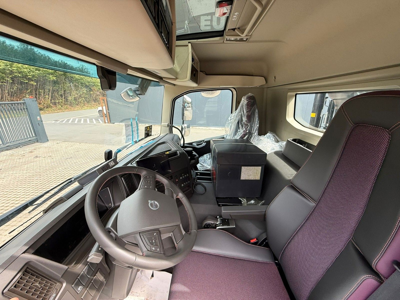 Camión grúa Volvo FMX 500 8x4 Kran Hiab 658-6: foto 11