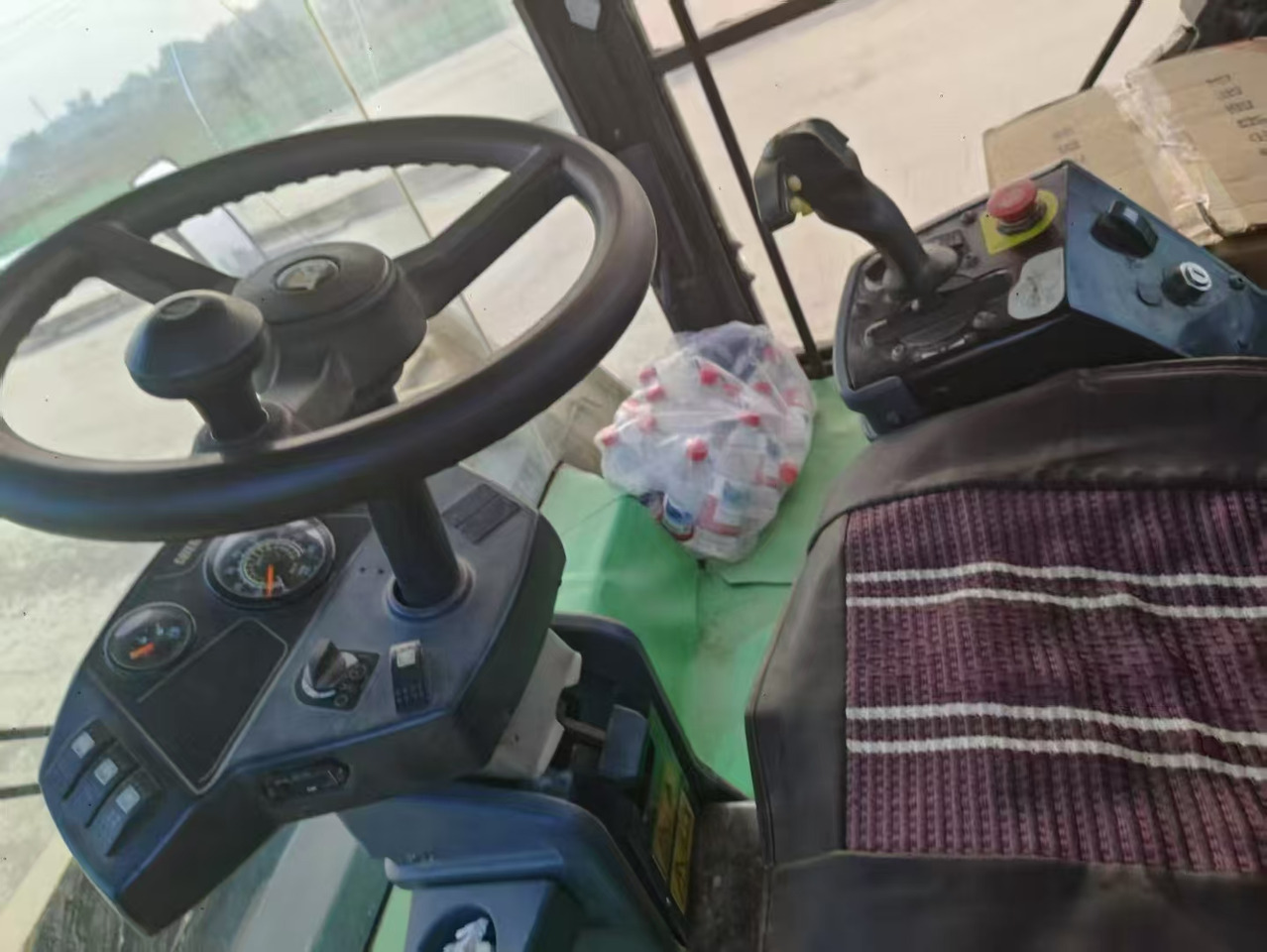 CATERPILLAR CB564D - Rodillo: foto 4 CATERPILLAR CB564D - Rodillo: foto 4