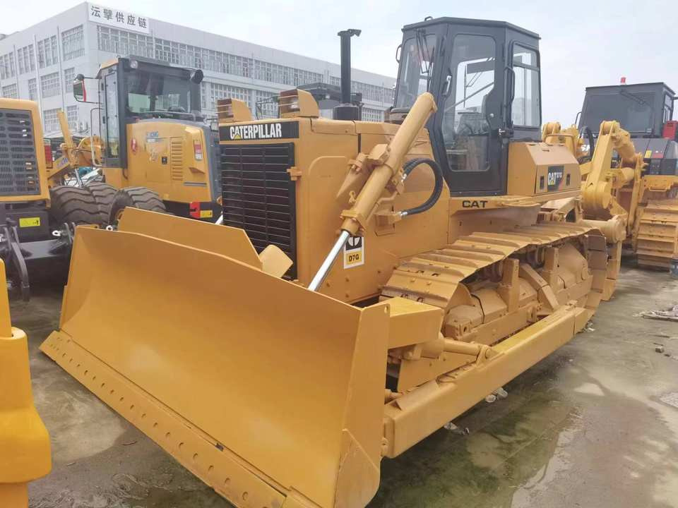 Hot Sale High Quality Used CAT D7G Bulldozer Construction Machinery Caterpillar Bulldozer - Bulldozer: foto 2 Hot Sale High Quality Used CAT D7G Bulldozer Construction Machinery Caterpillar Bulldozer - Bulldozer: foto 2
