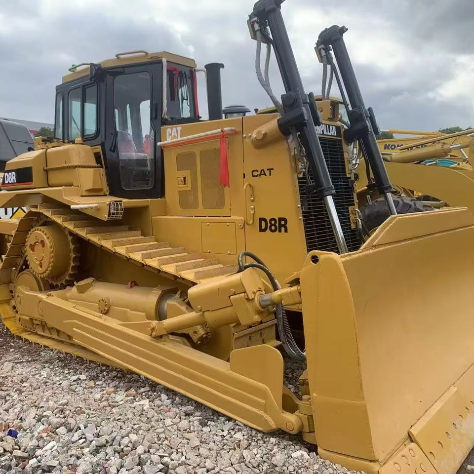 Used Machinery Caterpillar CAT D8R Bulldozer With Ripper Construction & Building Machinery Second Hand - Bulldozer: foto 1 Used Machinery Caterpillar CAT D8R Bulldozer With Ripper Construction & Building Machinery Second Hand - Bulldozer: foto 1