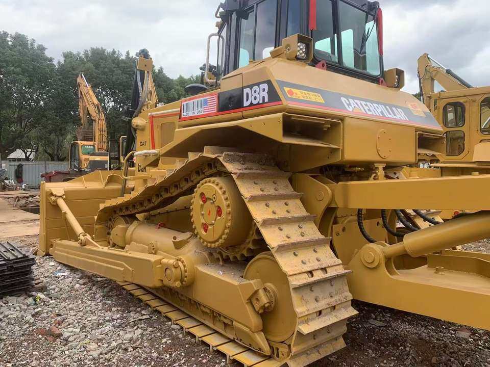 Used Machinery Caterpillar CAT D8R Bulldozer With Ripper Construction & Building Machinery Second Hand - Bulldozer: foto 2 Used Machinery Caterpillar CAT D8R Bulldozer With Ripper Construction & Building Machinery Second Hand - Bulldozer: foto 2