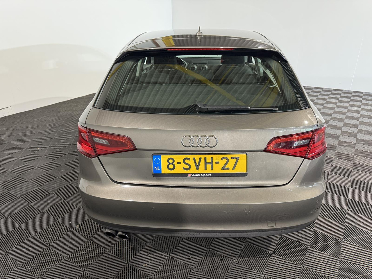 Audi A3 Sportback 1.4 TFSI CoD Ambition Pro Line plus | 2013 | 236.629 km | 8-SVH-27 - Hatchback: foto 3 Audi A3 Sportback 1.4 TFSI CoD Ambition Pro Line plus | 2013 | 236.629 km | 8-SVH-27 - Hatchback: foto 3