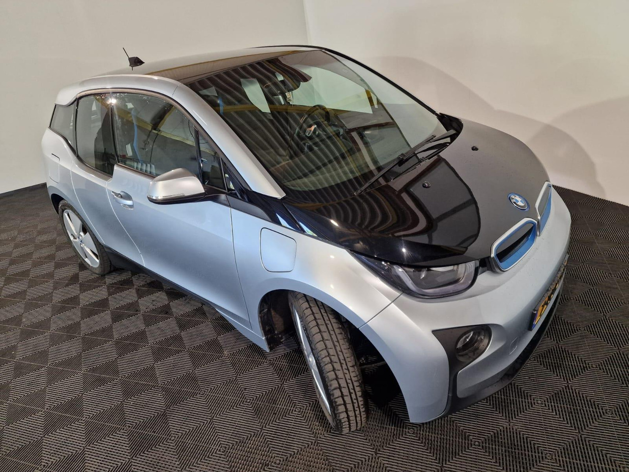 BMW i3 Range Extender 7-TPX-98 48.489 km - Coche: foto 5 BMW i3 Range Extender 7-TPX-98 48.489 km - Coche: foto 5