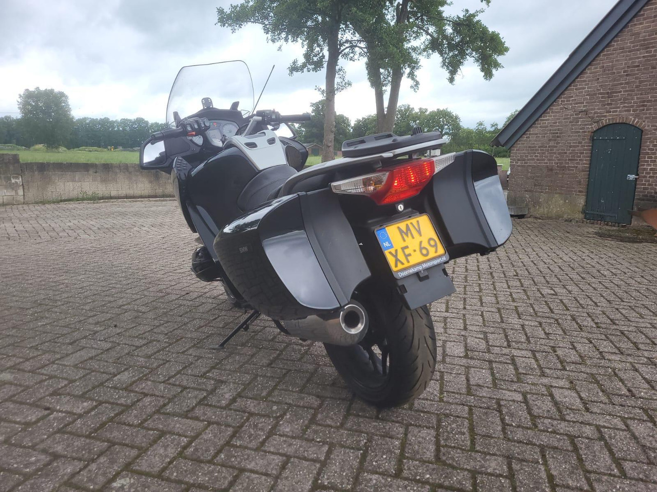 Bmw R1200 RT 2009 MV-XF-69 - Motocicleta: foto 2 Bmw R1200 RT 2009 MV-XF-69 - Motocicleta: foto 2