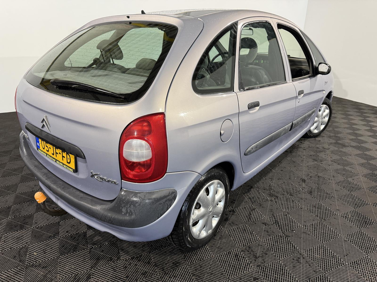 Citroen | Xsara Picasso | 1.8i-16V Plaisir | 2002 | 229.613 km | 05JFFD | Logisch - Coche: foto 4 Citroen | Xsara Picasso | 1.8i-16V Plaisir | 2002 | 229.613 km | 05JFFD | Logisch - Coche: foto 4