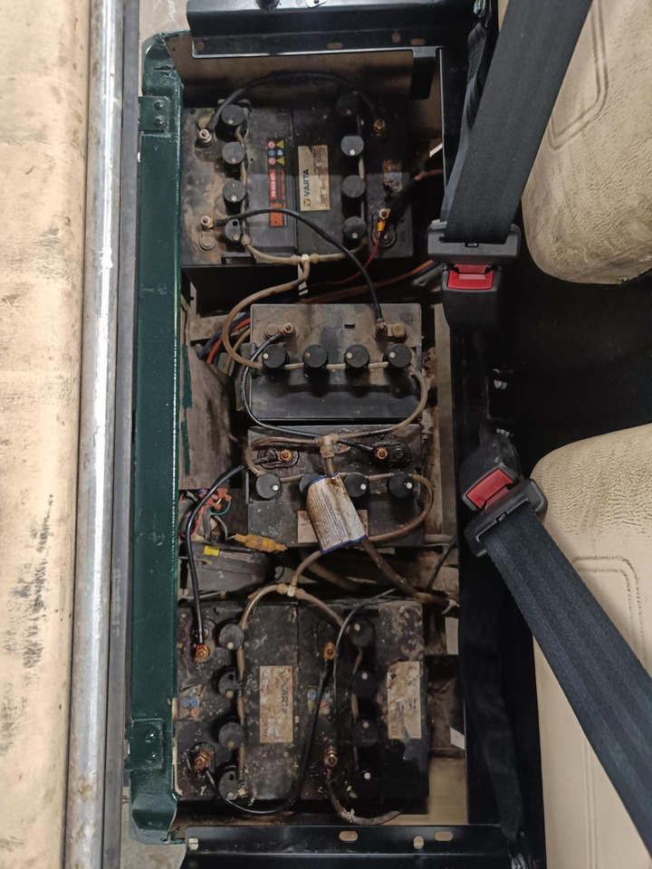 Club Car DS met Mauser cabine TVK-48-S - Carrito de golf: foto 5 Club Car DS met Mauser cabine TVK-48-S - Carrito de golf: foto 5