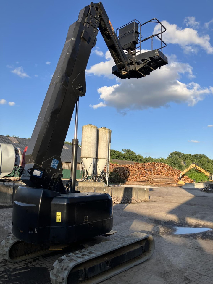 Hitachi HX140b-2 Telescopische Hoogwerker 14m - Plataforma elevadora: foto 3 Hitachi HX140b-2 Telescopische Hoogwerker 14m - Plataforma elevadora: foto 3