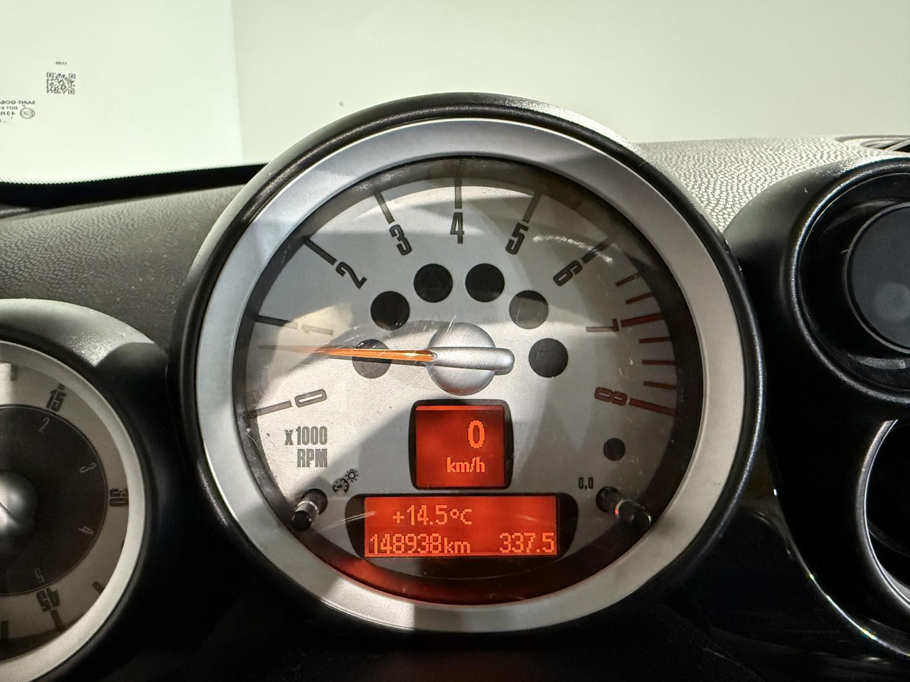 Mini | Mini Cabrio | 1.6 Cooper Chili | 2010 | 148.938 km | 92LHF2 | Logisch - Coche: foto 4 Mini | Mini Cabrio | 1.6 Cooper Chili | 2010 | 148.938 km | 92LHF2 | Logisch - Coche: foto 4
