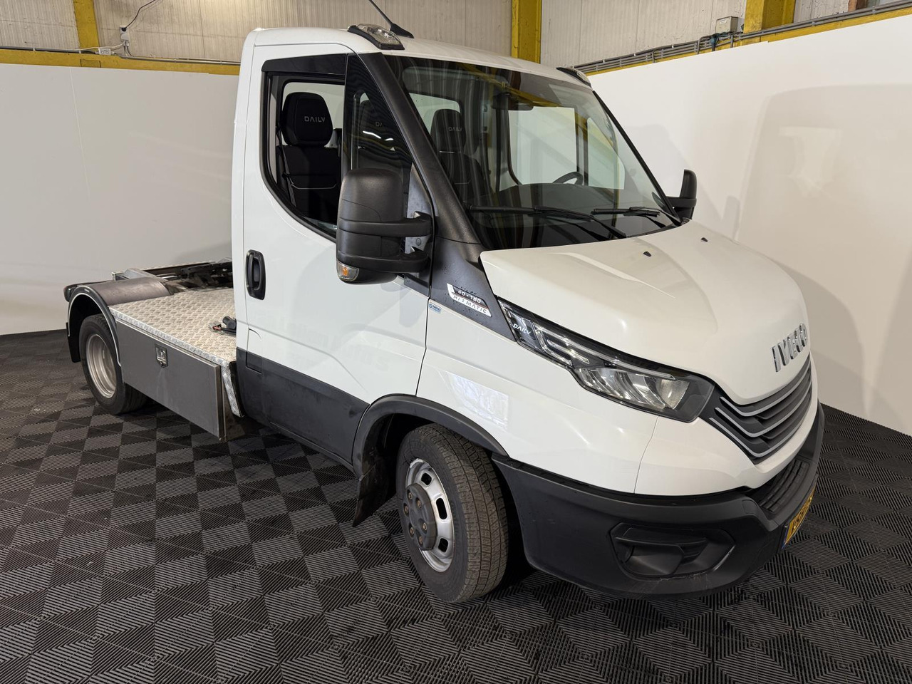 Iveco 40C18 Daily VSH-15-F 201.901 km - Otros maquinaria: foto 4 Iveco 40C18 Daily VSH-15-F 201.901 km - Otros maquinaria: foto 4