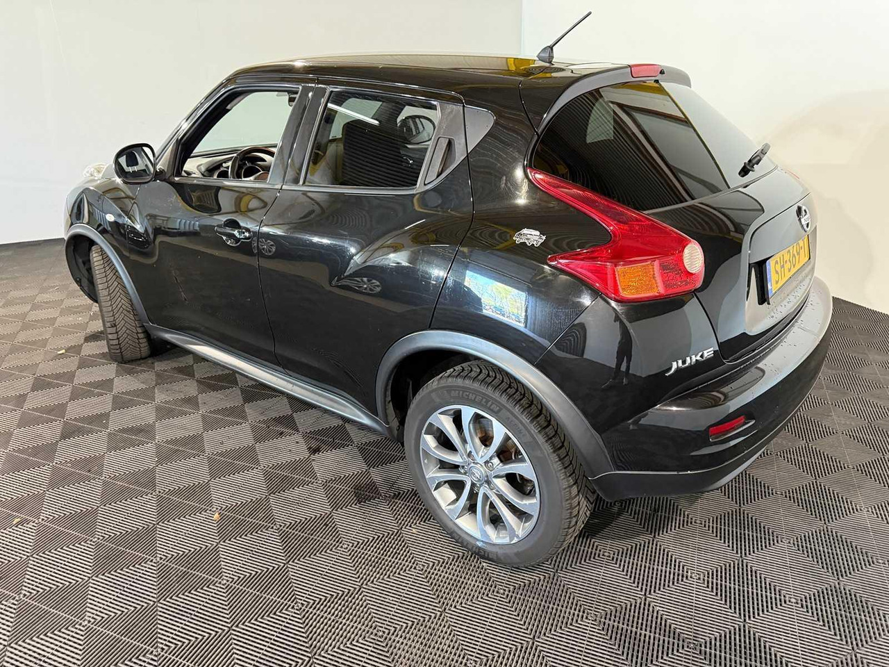 Nissan Juke 1.6 Tekna SH-369-T 215.081 km - Otros maquinaria: foto 2 Nissan Juke 1.6 Tekna SH-369-T 215.081 km - Otros maquinaria: foto 2