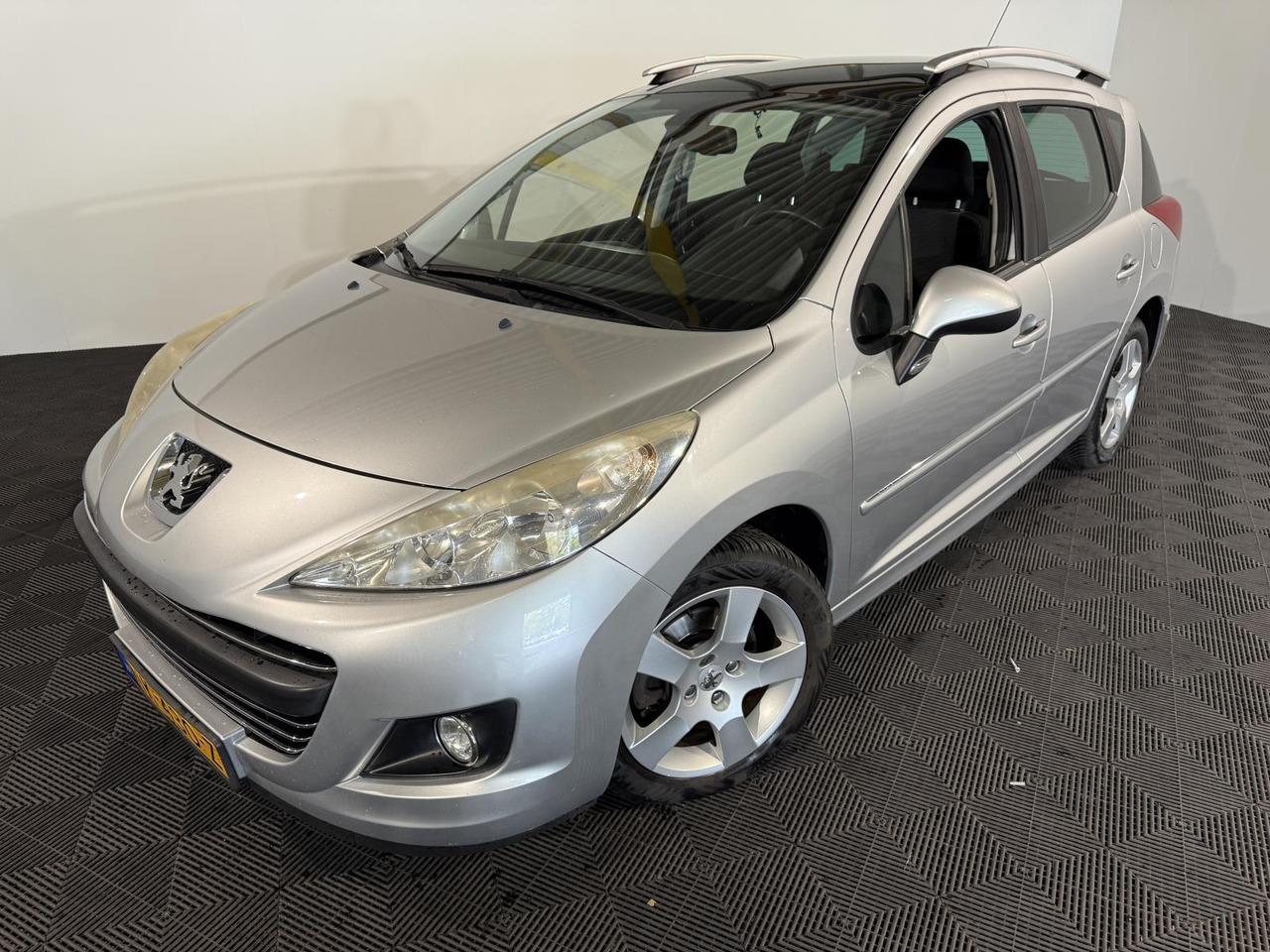 Peugeot | 207 SW | 1.6 VTi Sublime | 2009 | 125.329 km | NK430Z | Geen oordeel - Coche: foto 1 Peugeot | 207 SW | 1.6 VTi Sublime | 2009 | 125.329 km | NK430Z | Geen oordeel - Coche: foto 1